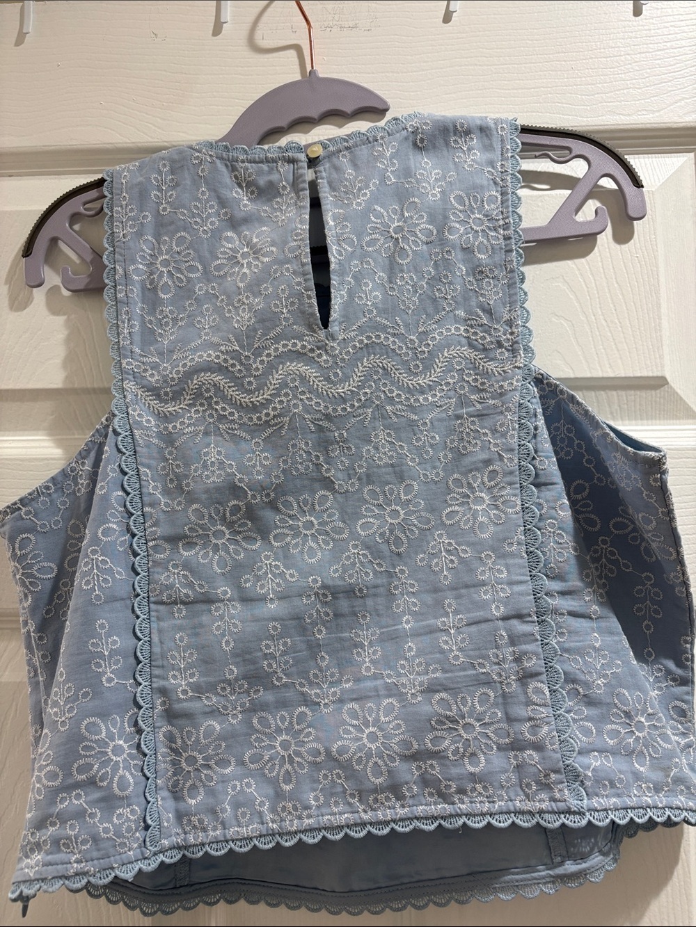 Loft Women’s Size 8 100% Cotton Cropped Fitted Blouse Embroidered Baby Blue - Picture 8 of 10